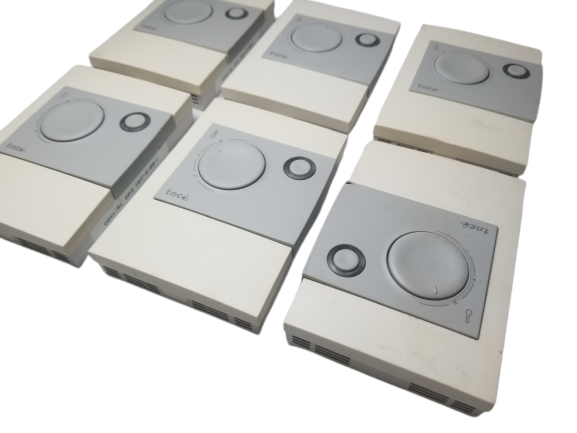 Schneider STR102 Room Temperature Sensor