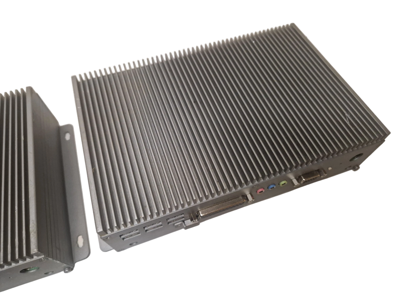 1x Advantech Industrial Computer UNO-2174A-A33E 9-36VDC 5A