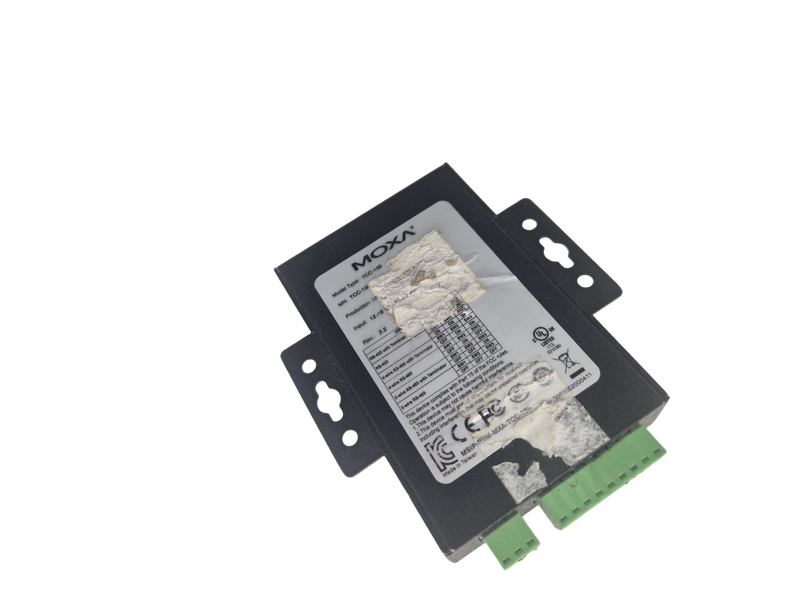MOXA TCC-100 V2.2 RS232 to RS422/485 DIN-Rail mountable serial converter