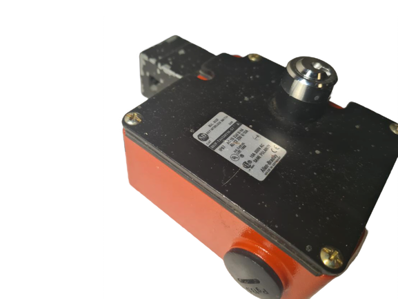 Allen-Bradley 802F-TA6SM11K-S7 Key Interlock Switch