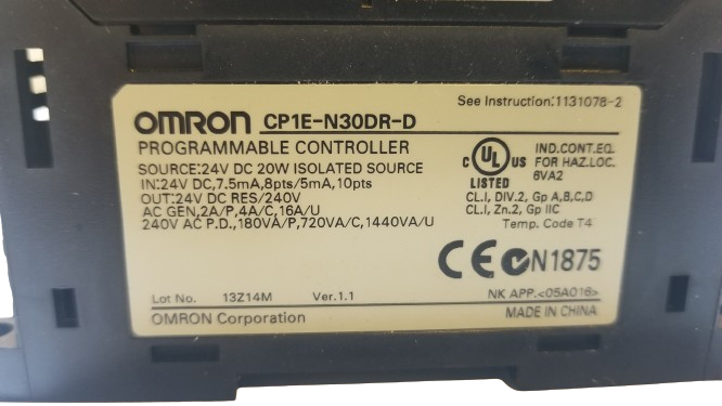 Omron PLC CPU Programmable Controller CP1E-N30DR-D & CP1W-MAD11