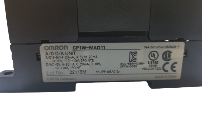 Omron PLC CPU Programmable Controller CP1E-N30DR-D & CP1W-MAD11