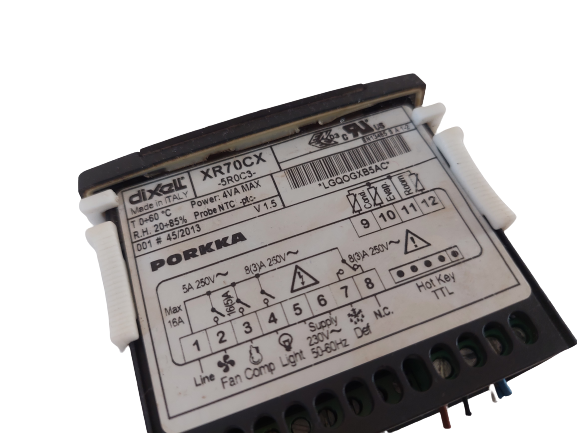 Dixell XR70CX-5R0C3 Digital Temperature Controller