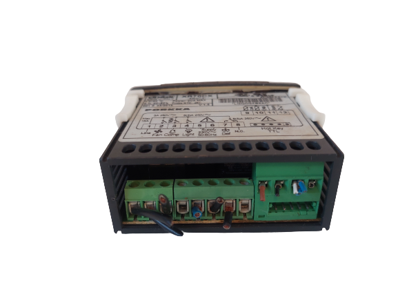 Dixell XR70CX-5R0C3 Digital Temperature Controller