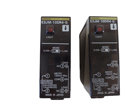 Omron E3JM-10DR4-G Photoelectric Switch
