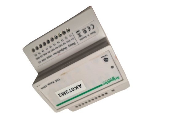Schneider TAC Xenta 421A 0-073-0245-0 Universal Inputs & Relay Output Module