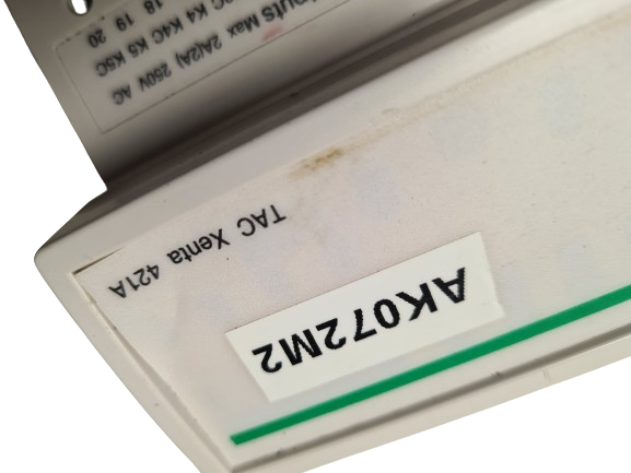 Schneider TAC Xenta 421A 0-073-0245-0 Universal Inputs & Relay Output Module