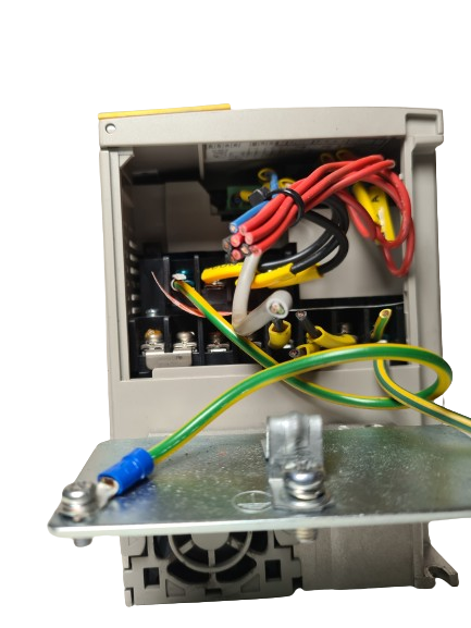 Schneider Electric Telemecanique Altivar 31 ATV31HU15N4 Variable speed Drive 1.5kW 500V