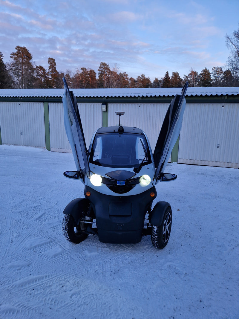 Remotely Controlled Renault Twizy L7e 2017 Electrical car - Autonomous Robot car - ASK FOR QUOTE