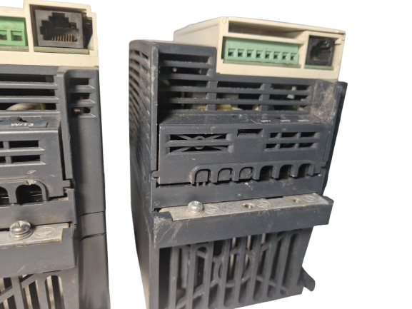 1x Schneider Electric ATV12HU15M2 variable speed drive With Heat Sink
