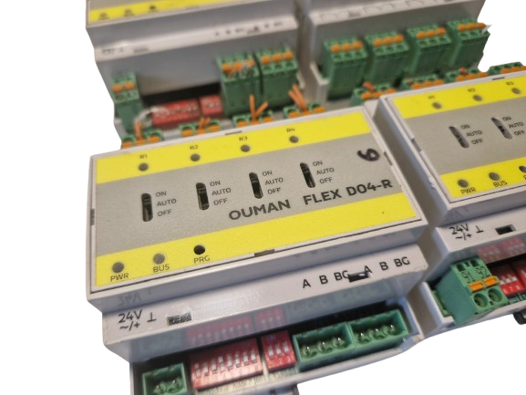 1x Ouman FLEX DO4-R Universal relay module