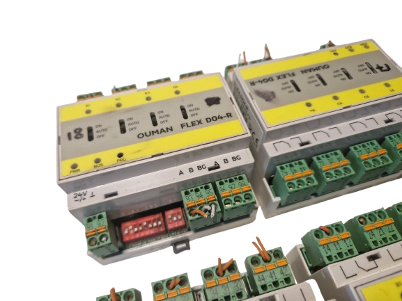 1x Ouman FLEX DO4-R Universal relay module