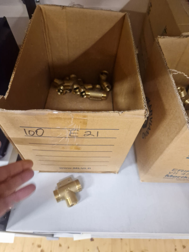 Brass Fittings Lot 14,000+ pcs | Messinkiosat Iso Erä | Jakotec | TA Hydronics (IMI) | Onnline, Merikarvian LVI-Tuote (MLVI) | Oras
