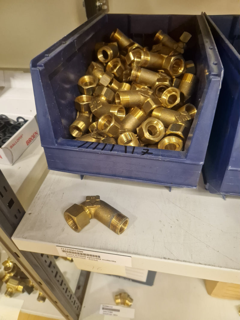 Brass Fittings Lot 14,000+ pcs | Messinkiosat Iso Erä | Jakotec | TA Hydronics (IMI) | Onnline, Merikarvian LVI-Tuote (MLVI) | Oras