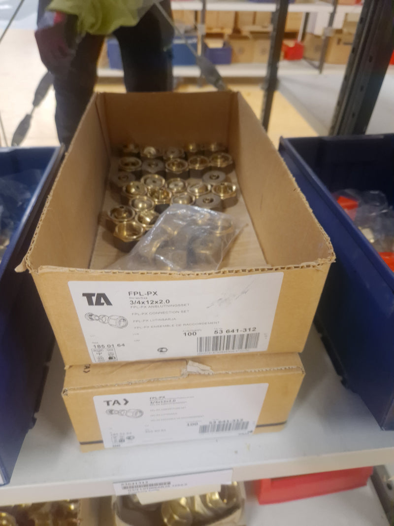 Brass Fittings Lot 14,000+ pcs | Messinkiosat Iso Erä | Jakotec | TA Hydronics (IMI) | Onnline, Merikarvian LVI-Tuote (MLVI) | Oras