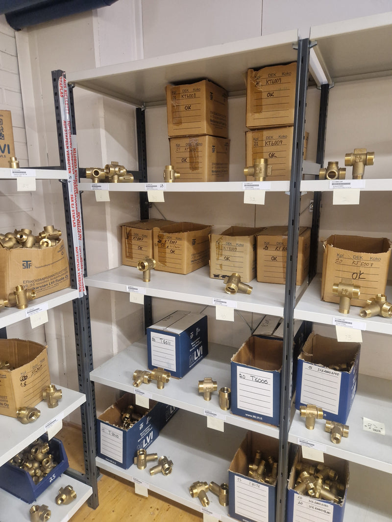 Brass Fittings Lot 14,000+ pcs | Messinkiosat Iso Erä | Jakotec | TA Hydronics (IMI) | Onnline, Merikarvian LVI-Tuote (MLVI) | Oras
