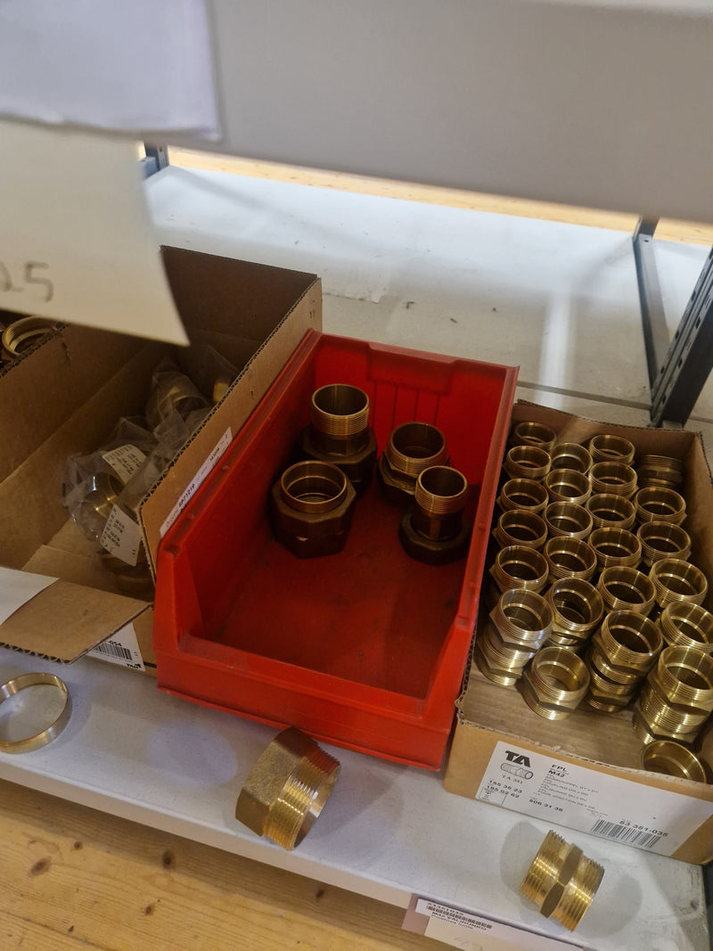 Brass Fittings Lot 14,000+ pcs | Messinkiosat Iso Erä | Jakotec | TA Hydronics (IMI) | Onnline, Merikarvian LVI-Tuote (MLVI) | Oras