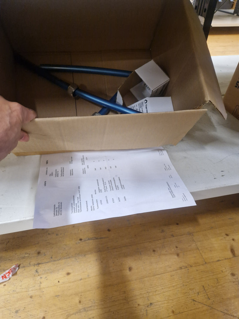 Brass Fittings Lot 14,000+ pcs | Messinkiosat Iso Erä | Jakotec | TA Hydronics (IMI) | Onnline, Merikarvian LVI-Tuote (MLVI) | Oras