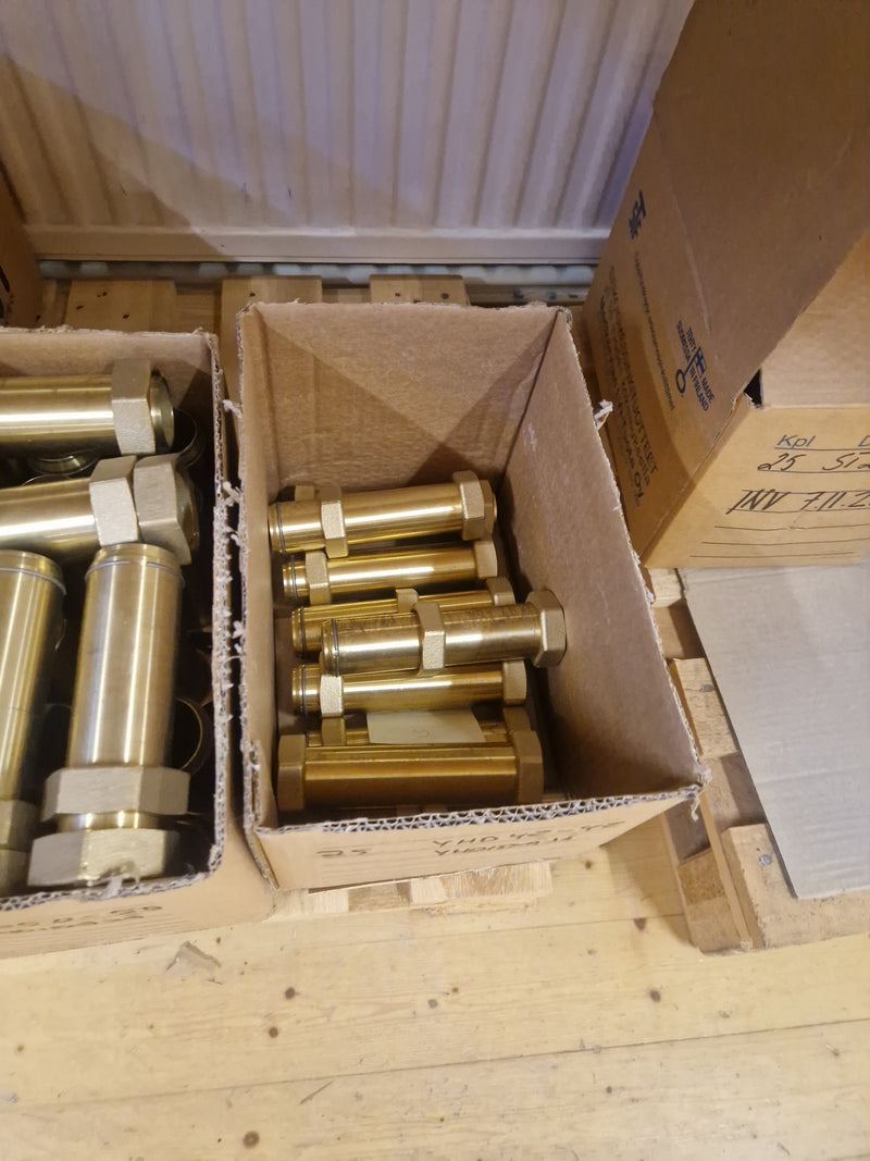 Brass Fittings Lot 14,000+ pcs | Messinkiosat Iso Erä | Jakotec | TA Hydronics (IMI) | Onnline, Merikarvian LVI-Tuote (MLVI) | Oras