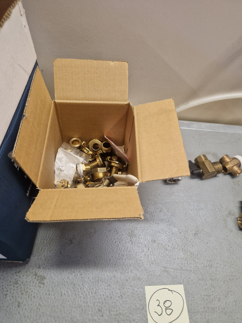 Brass Fittings Lot 14,000+ pcs | Messinkiosat Iso Erä | Jakotec | TA Hydronics (IMI) | Onnline, Merikarvian LVI-Tuote (MLVI) | Oras