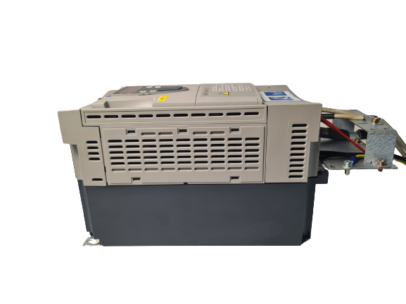 Schneider Frequency Converter ATV61HU40N4Z 4KW 380V