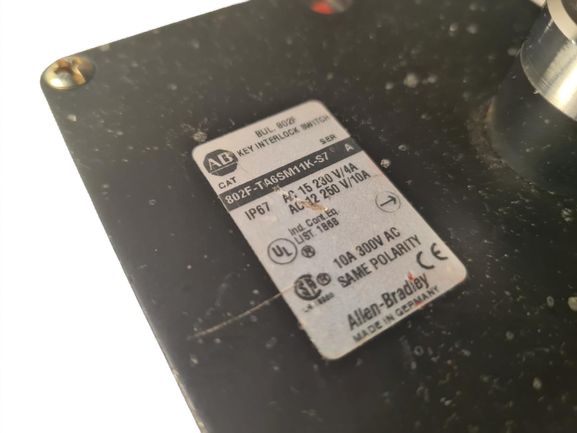 Allen-Bradley 802F-TA6SM11K-S7 Key Interlock Switch