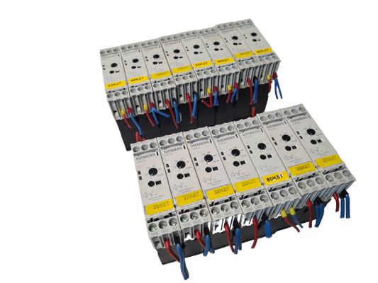 Siemens 3RP1525-1AP30 Sirius Time Relay Multifunctional 300v