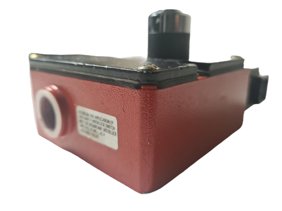 Allen-Bradley 802F-TA6SM11K-S7 Key Interlock Switch