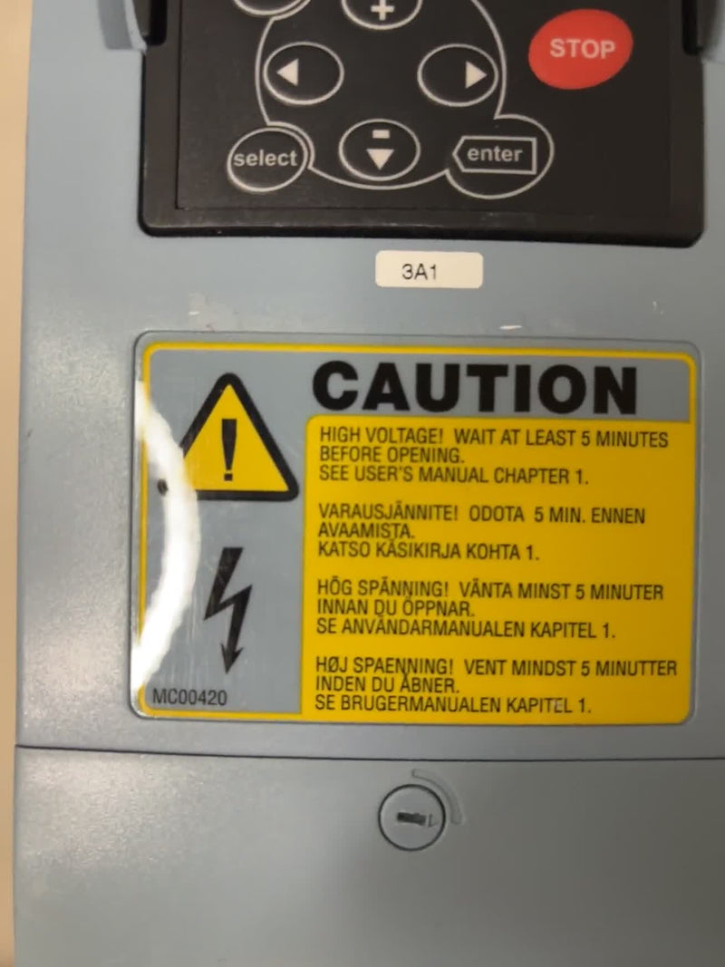 Vacon NXS VFD NXS00045A2H1SSS 380-500V 4.3A S/N 12404075 IP21 Used — Unit 1