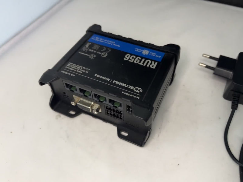 Teltonika RUT956 4G LTE Industrial Router with Power Adapter Used