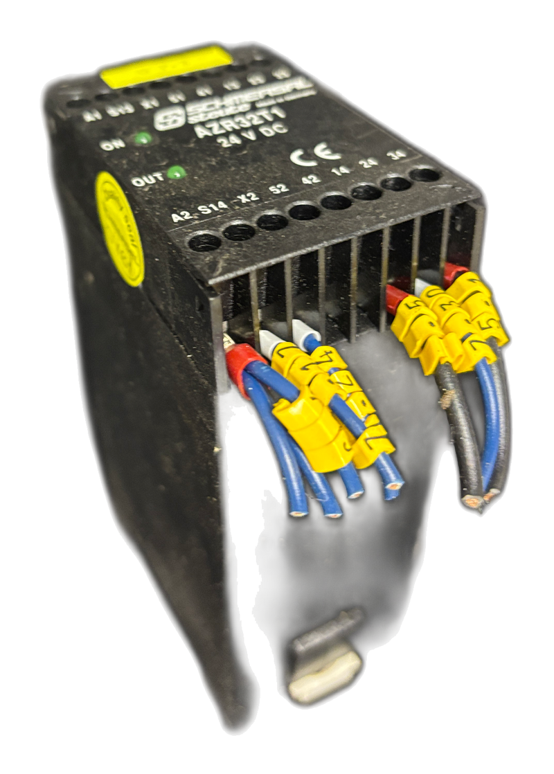 Schmersal AZR32T1 24VDC Safety Relay Module 3 NO Enabling Contacts steute