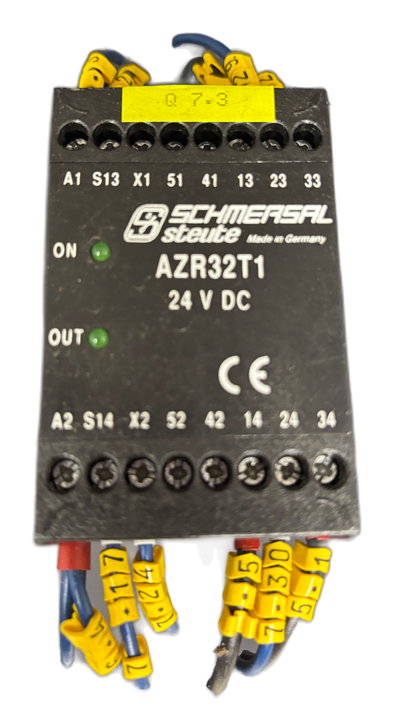Schmersal AZR32T1 24VDC Safety Relay Module 3 NO Enabling Contacts steute