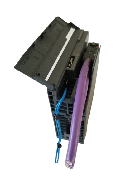 Siemens SIMATIC S7-300/ET 200M Bundle — 5x IM153-1, Analog Output SM332, Digital Input SM321