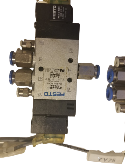 Lot of 4 Festo CPE14-M1BH-5JS-1/8 - CPE14-M1BH-5L Solenoid Valve