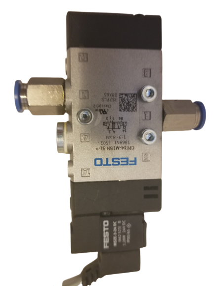 Lot of 4 Festo CPE14-M1BH-5JS-1/8 - CPE14-M1BH-5L Solenoid Valve