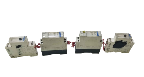 Schneider Electric RE7TL11BU ,RE11RAMU Timing Relay Telemecanique