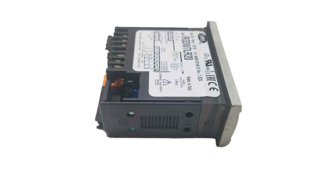 Carel controller temperature relay IR33W7LR20