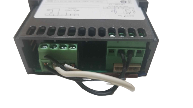 Eliwell IDPlus 961 Digital Temperature Controller