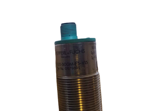 Pepper+Fuchs UB2000-30GM-E5-V15 Ultrasonic Sensor