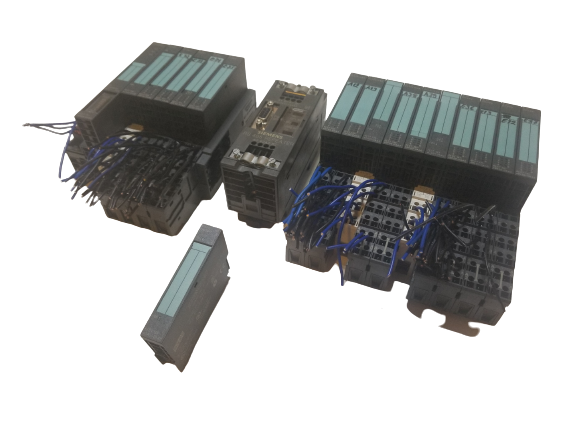 Lot of 18 Siemens Simatic Profibus 6ES7 151-1AA06-0AB0 and Digital Inputs outputs