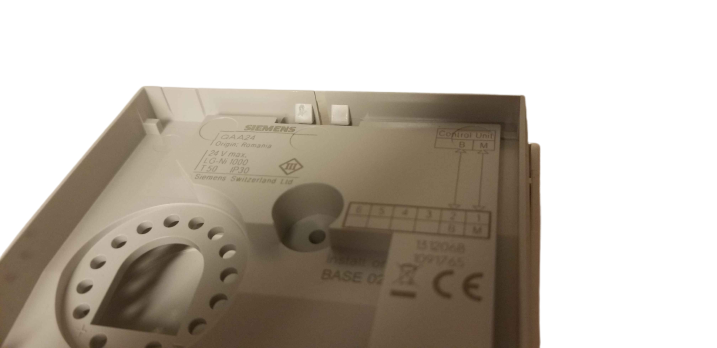 Siemens QAA24 room temperature sensor