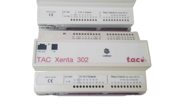 Tac Xenta 302 / N/P 0-073-0011-2 Hw 2.2 Rev 3.74 Controller Programmable