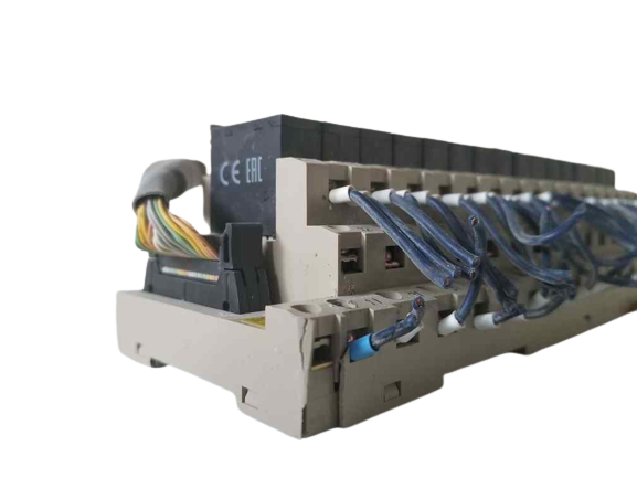 Omron G70A-ZOC16-4 Input 5-24VDC, Load 2A 5-48VDC output : 10A 250VAC MAX