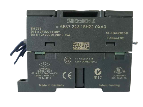 Siemens Simatic S7-200 214-1 AD23-0XB0 CPU 224 + EM 223 DI 16 and 16 DO + EM 223 DI 8 and 8 DO