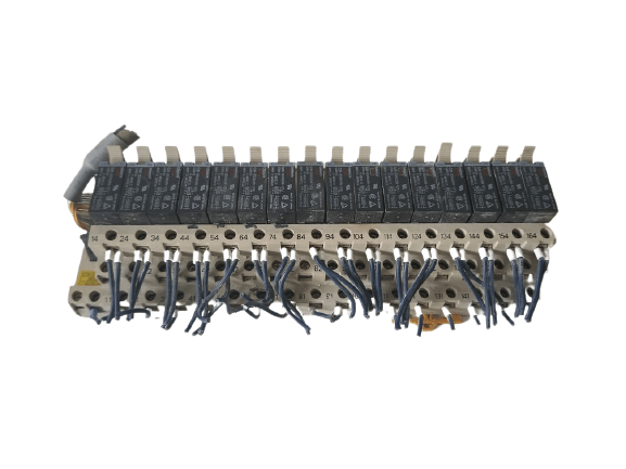 Omron G70A-ZOC16-4 Input 5-24VDC, Load 2A 5-48VDC output : 10A 250VAC MAX