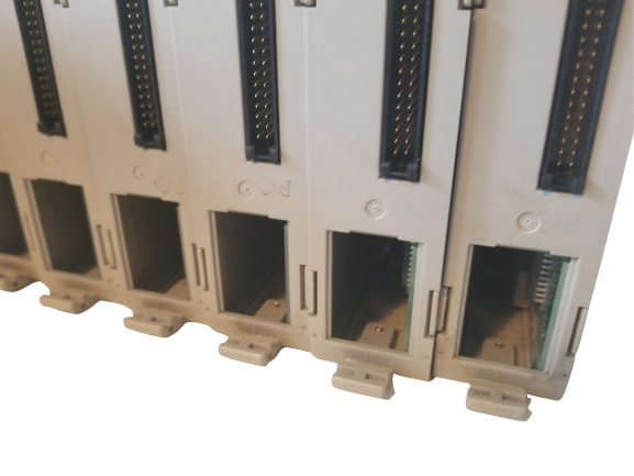 Lot Of 15pc Omron Analog C200H-AD003 And Digital C200H-ID212 24VDC