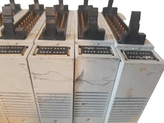 Lot Of 15pc Omron Analog C200H-AD003 And Digital C200H-ID212 24VDC