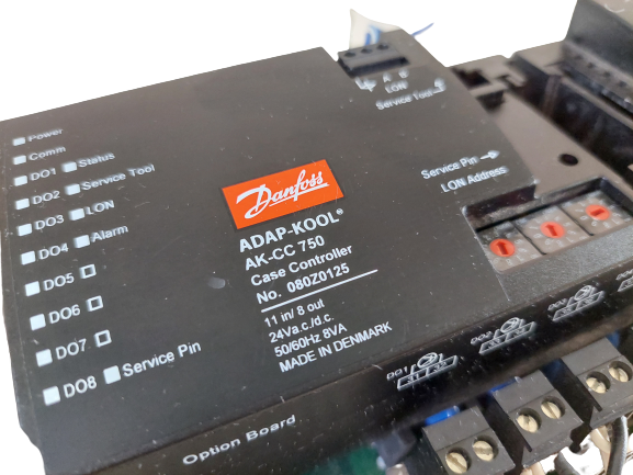 Danfoss ADAP-Kool AK-CC 750 Case/Room Controller AK-XM 101A Communication Module