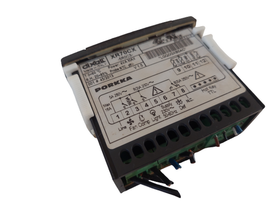 Dixell XR70CX-5R0C3 Digital Temperature Controller