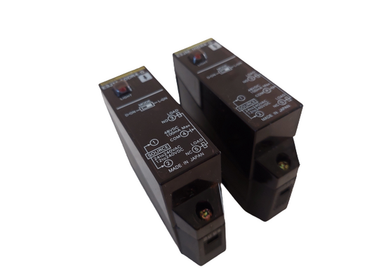 Omron E3JM-10DR4-G Photoelectric Switch